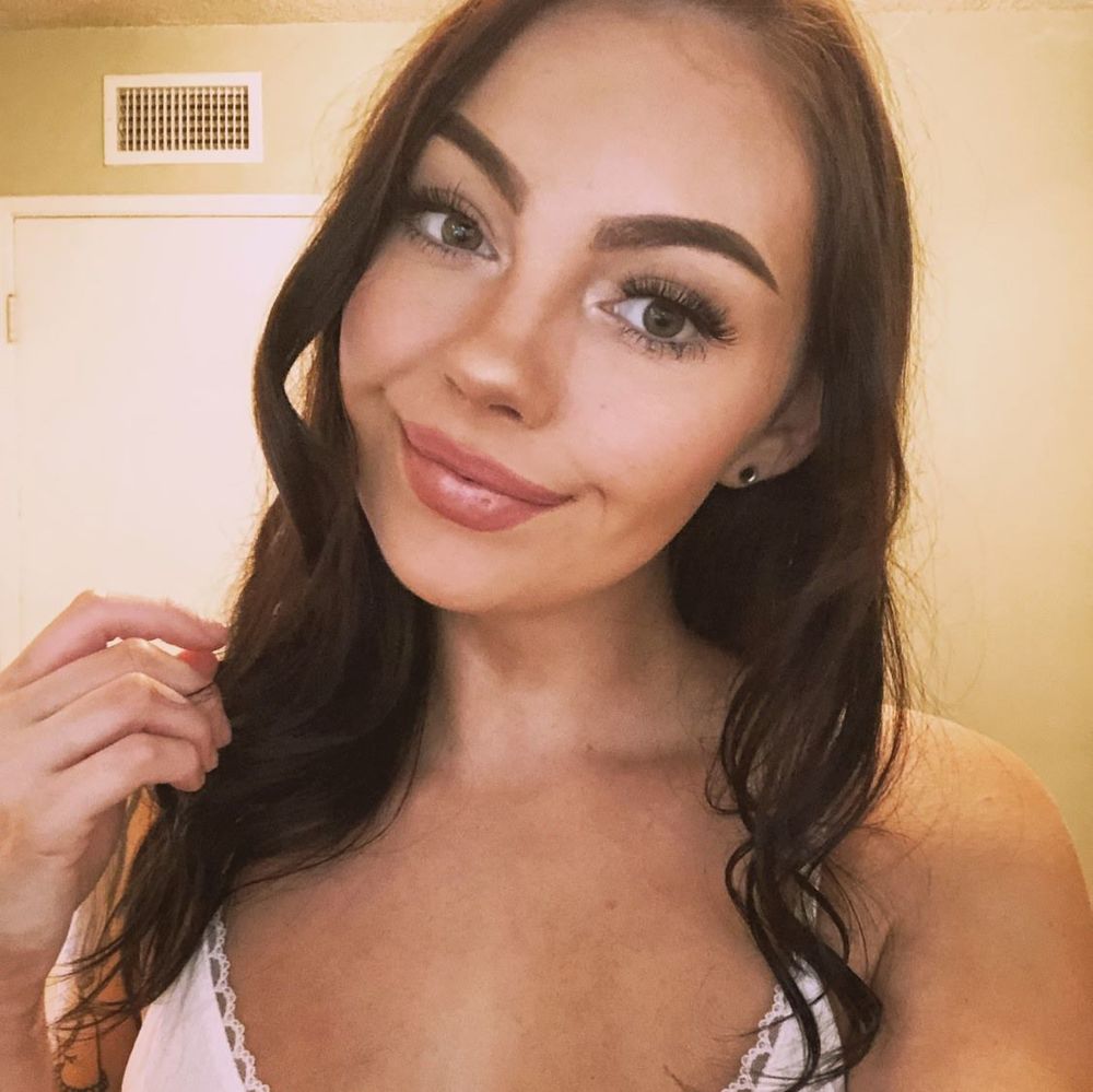 Meet your Posher, Kadee